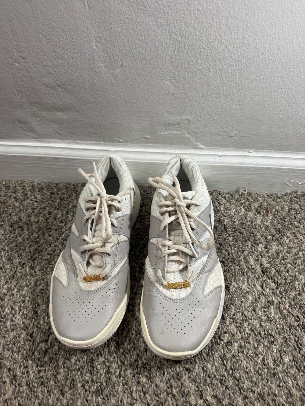 Nike Women's Light Gray & White Leather Mesh Sneakers